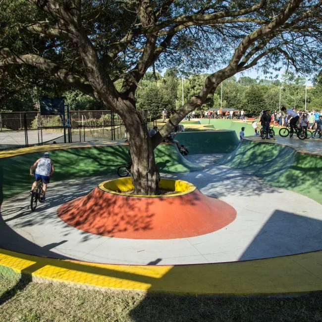 Evidencia del trabajo en proyectos sociales para promover la actividad física de DeporteLibre en Parque Chuyaca.